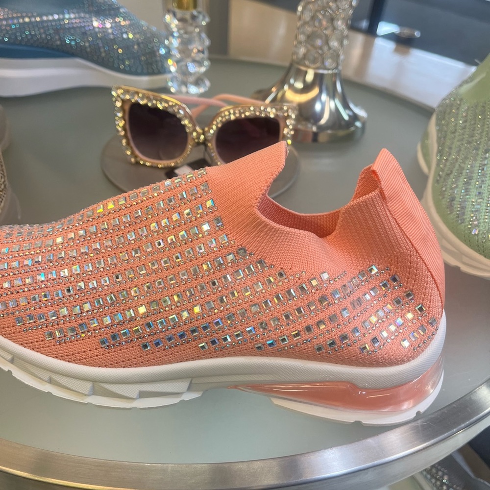 Diva spring bling tennis shoe